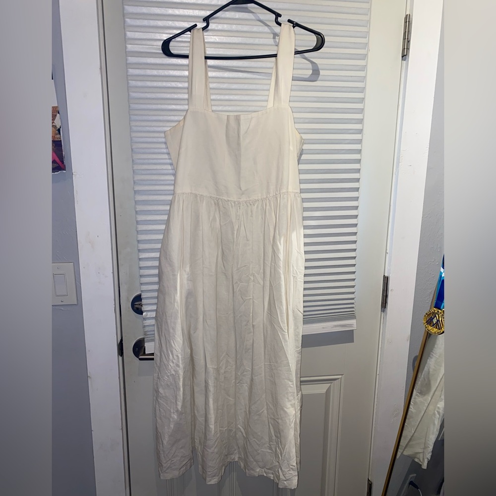 Long white flowy dress